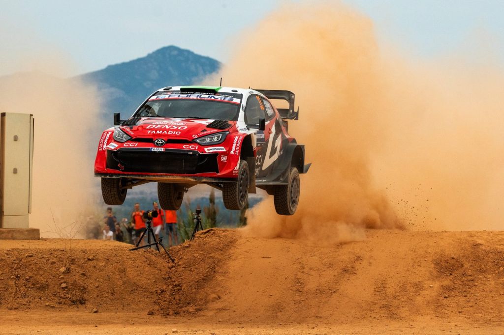 Elfyn Evans mistrzem świata WRC 2026 - tytuł rozstrzygnięty na Power Stage Rally Italia Sardegna