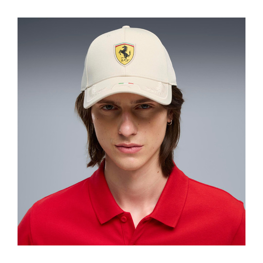 Czapka z daszkiem Italian Scuderia Ferrari F1 2026 biała