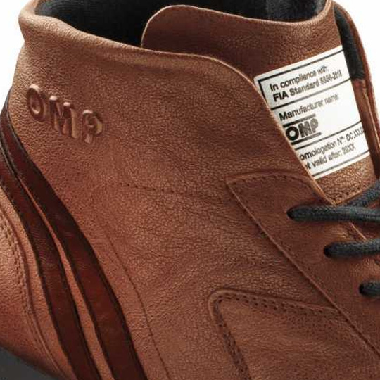 Buty OMP Carrera MY21 brązowe (FIA)