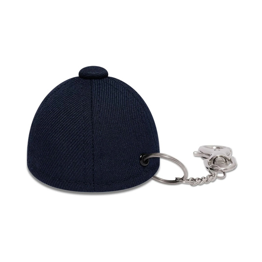 Breloczek Cap Williams F1 2026