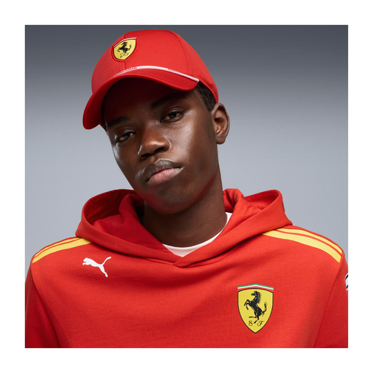 Czapka baseballowa czerwona Classic Scuderia Ferrari F1 2026