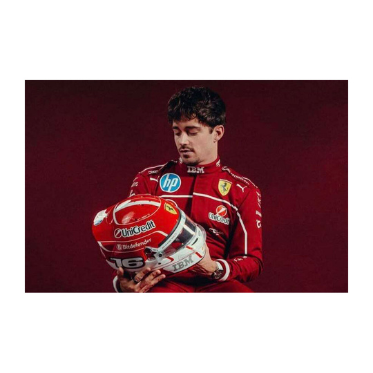 Model 1:5 kask Charles Leclerc Scuderia Ferrari 2025