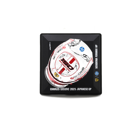 Model kasku Charles Leclerc 1:5 Japan GP Scuderia Ferrari F1